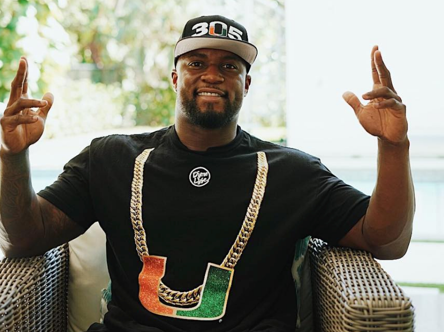 ESPN: Miami merchandise selling big with football team undefeated